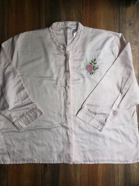 Women's Light Pink Embroidered Button-Front Pajama Top